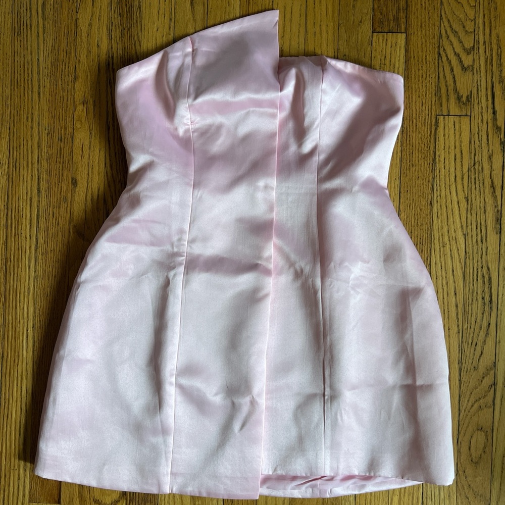 Commense Asymmetrical Pink Dress with Gold Accents - Picture 4 of 5